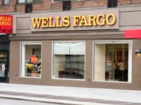 Cómo sacar dinero sin tarjeta Wells Fargo